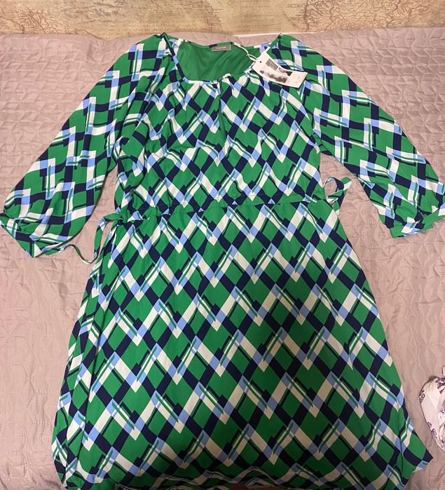 Літня жіноча сукня розмір М