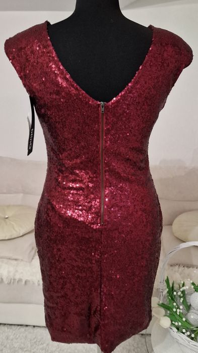 Sukienka bordo,cekiny.