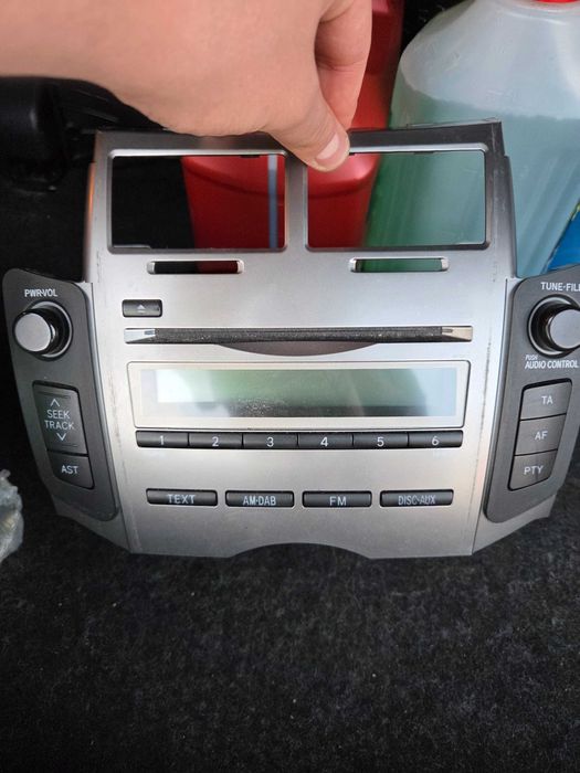 Oryginalne radio Toyota Yaris Generacja 2
