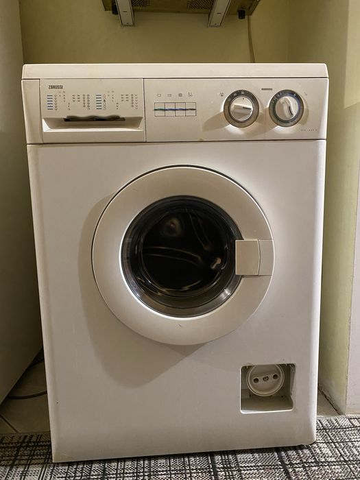 Стиральная машина Zanussi