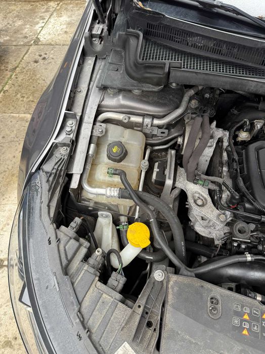 Renault Talisman під відновлення