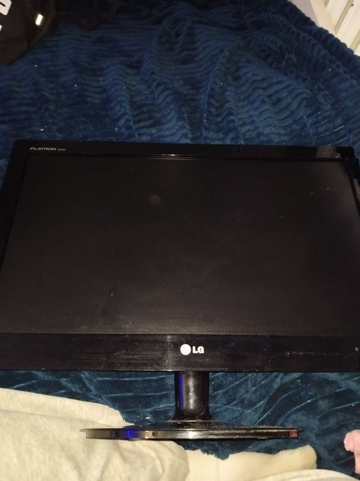 Monitor LG FLATRON E2340