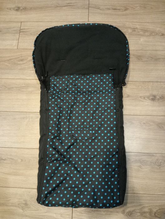 Śpiwór na sanki dla dziecka.