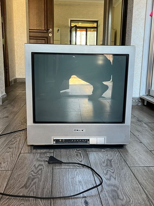 Телевізор Sony Trinitron KV-21FT1K робочий