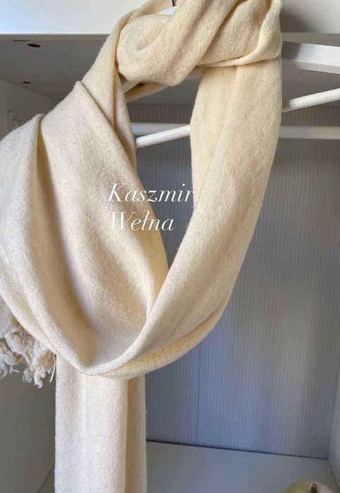 Norr śmietankowy długi szal z frędzlami Kaszmir Wełna wool