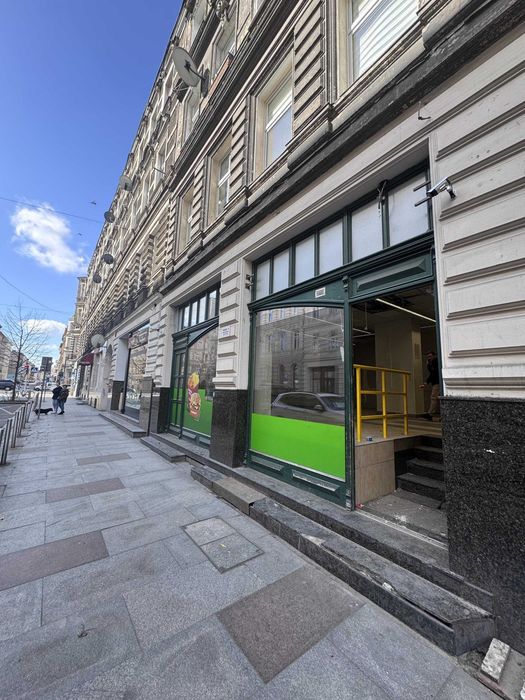 Lokal 90m2, ścisłe Centrum, duże witryny