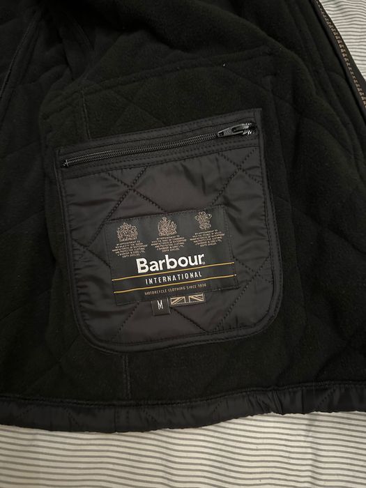 Kurtka polarowa Barbour Ariel w kolorze czarnym, rozmiar średni, Męska