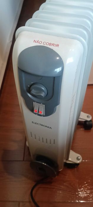 Aquecedor óleo Electronia