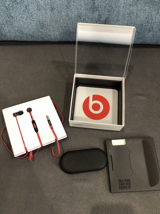 Beats urBeats In-Ear Headphones .