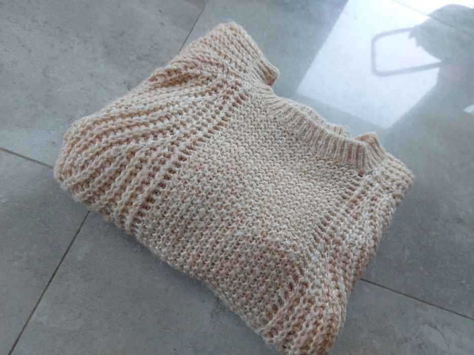 Sweter sweterek w warkoczowy splot warkocz beżowy kremowy Only S 36