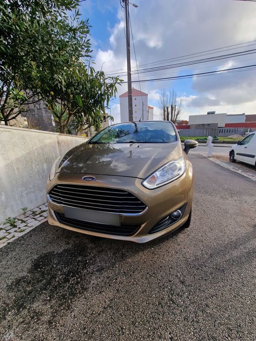 Ford Fiesta 1.0 EcoBoost Titanium 100cv | 2014 | 102.000 km | 5 Portas