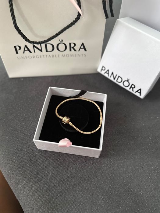 Pulseira Pandora  com caixa e saco