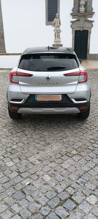 Renault Captur 2024 com apenas 7000km impecável
