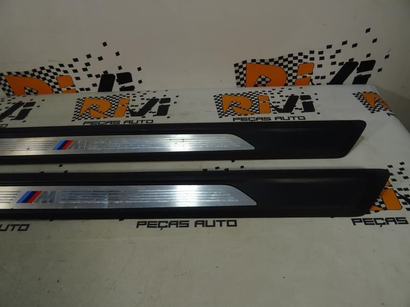 Conjunto de frisos BMW 1 (F21)