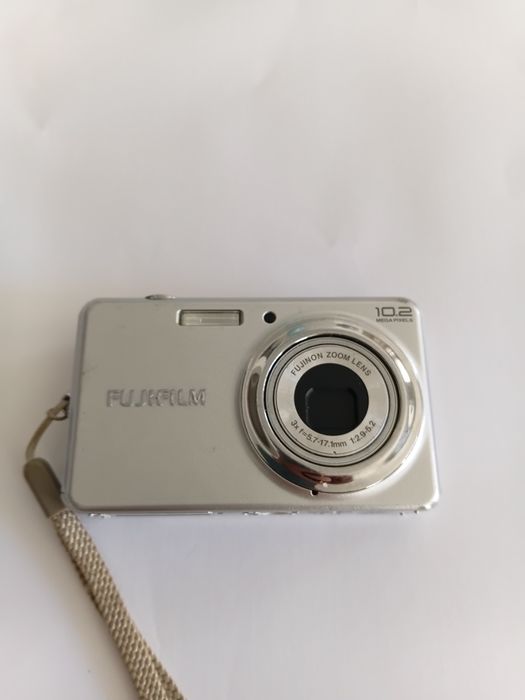 Máquina fotográfica digital Fujifilm Fine Pix serie J @(usada)