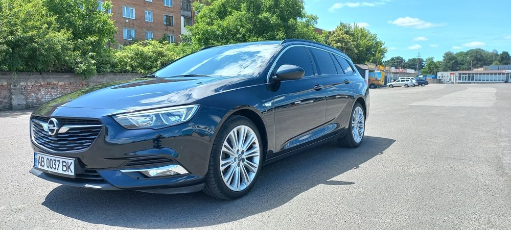 продаю opel insignia