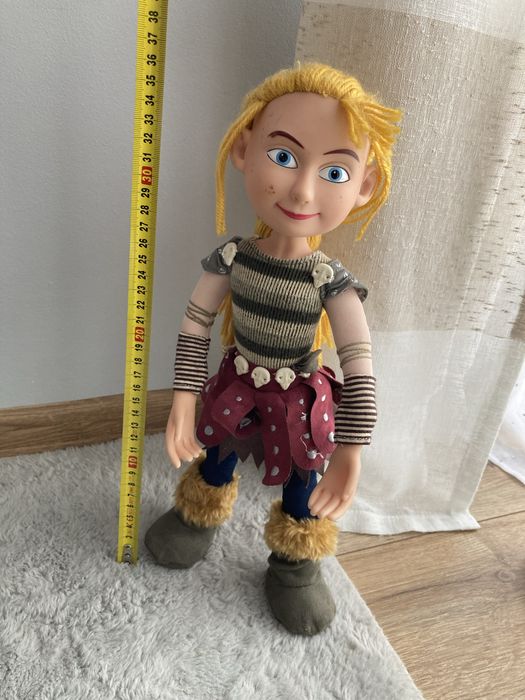 Jak wytresować smoka lalka lala figurka Astrid doll