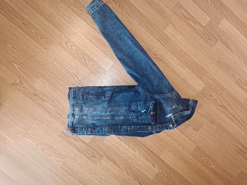 Легка Джинсова курточка