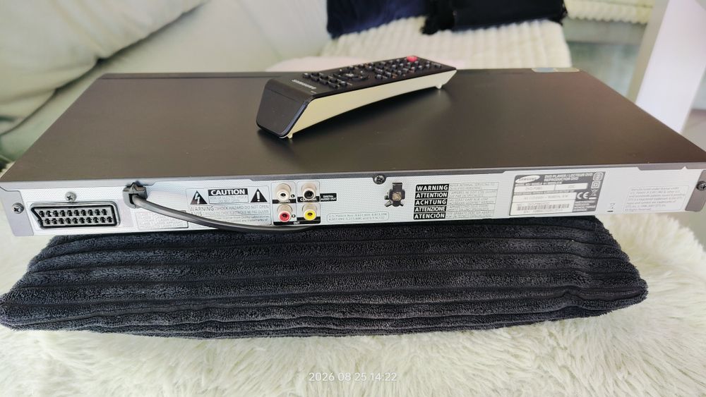 Odtwarzacz DVD / CD SAMSUNG DVD-P380 | Kompaktowy Slim | Sprawny + Pilot