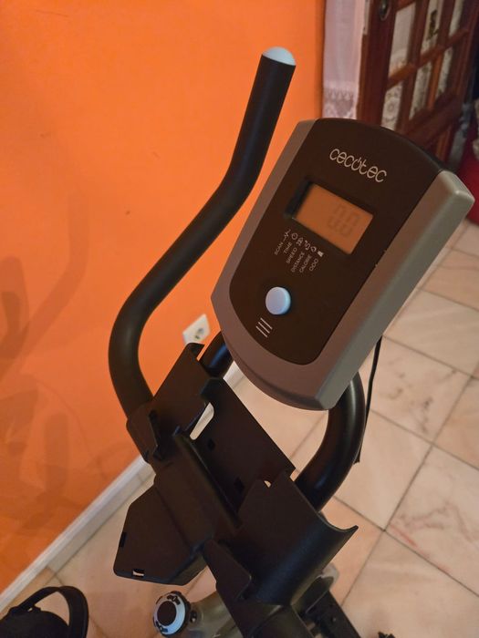 Bicicleta estática como nova