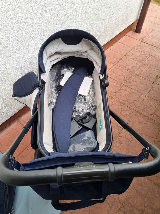 Wózek Venicci Tinum 2.0 i fotelik Cybex Gold