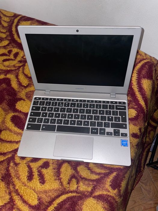 Samsung Chromebook Computer with Minimal Use434861158968872961