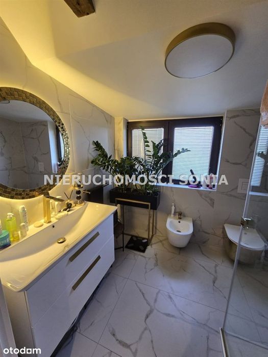 Stylowy loft 77 m² ostatnie piętro do zamieszkania