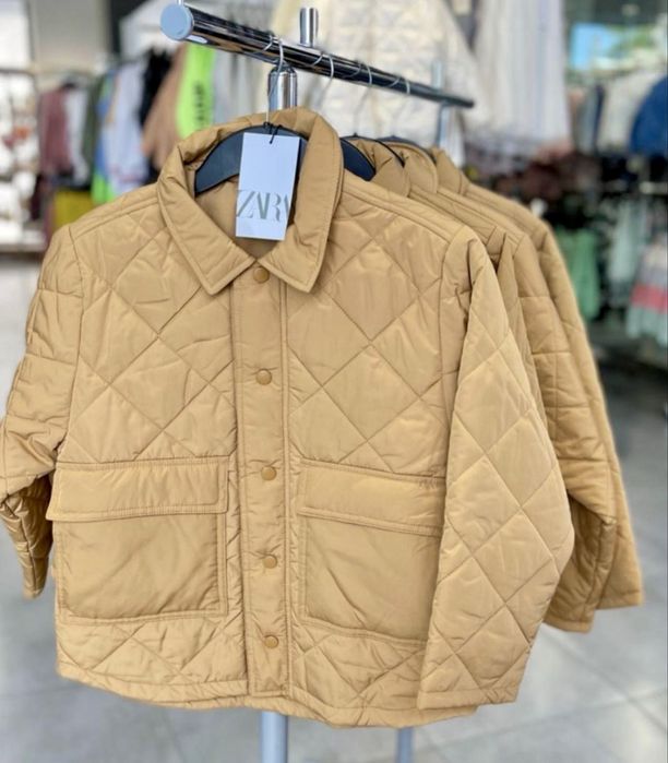 Куртка Zara  140 розмір