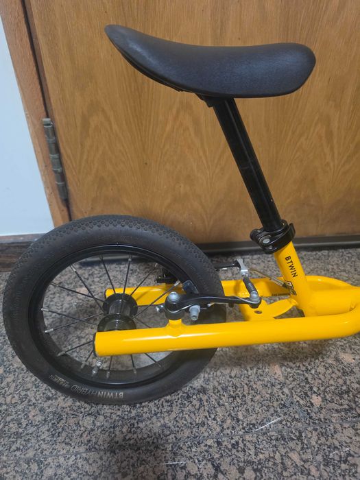 Bicicleta de Aprendizagem de 12 Polegadas em Alumínio Runride 900 Amarela