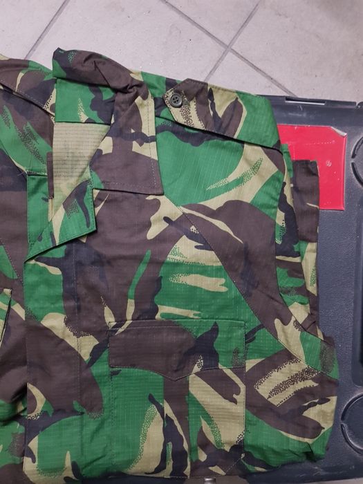 CAMISAS (NOVAS) CAMUFLADAS  nunca utilizadas