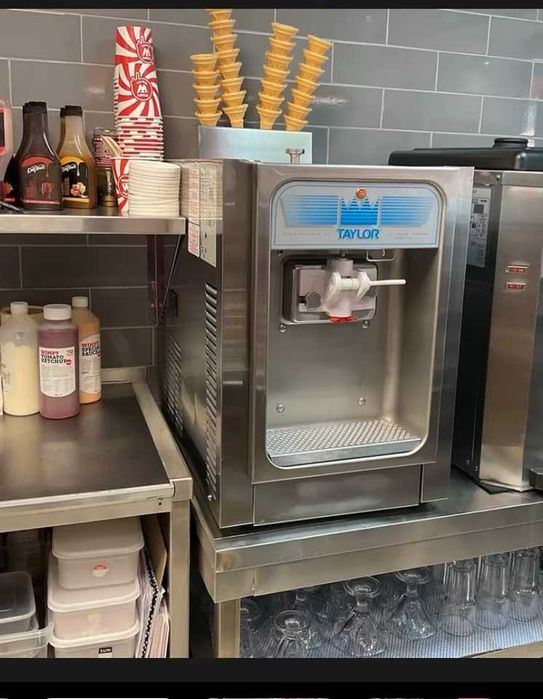 Фрізер для морозива  мороженого  Taylor на 220В Велосипед)