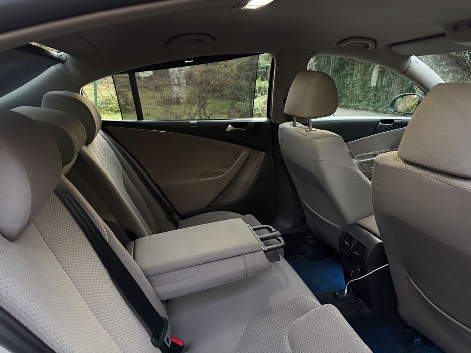 Volkswagen Passat 2.0tdi 2010 rok