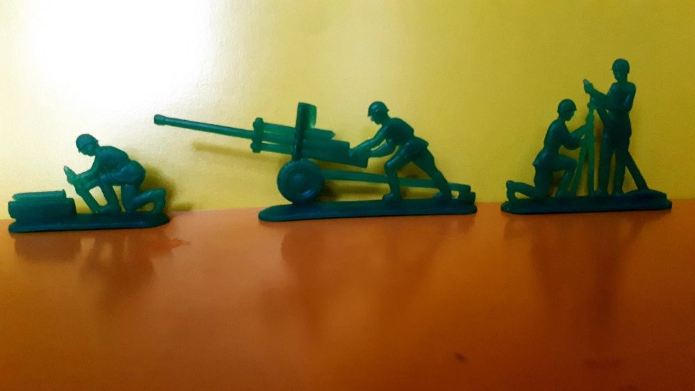 Фигурки игрушки СССР! Артиллеристы! Редкость!