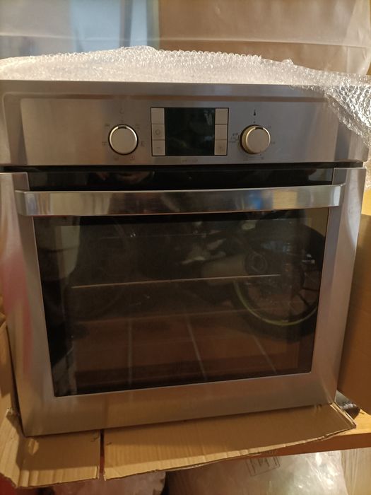 Forno encastrável a funcionar – oportunidade