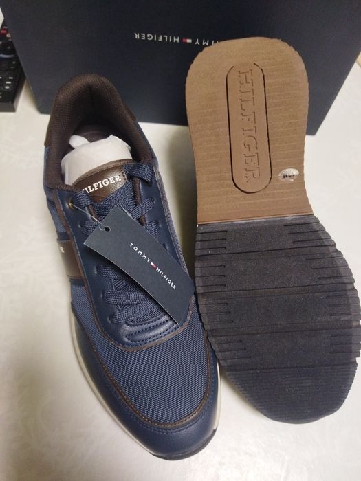 Кросівки чоловічі Tommy Hilfiger  46 ,47  рр