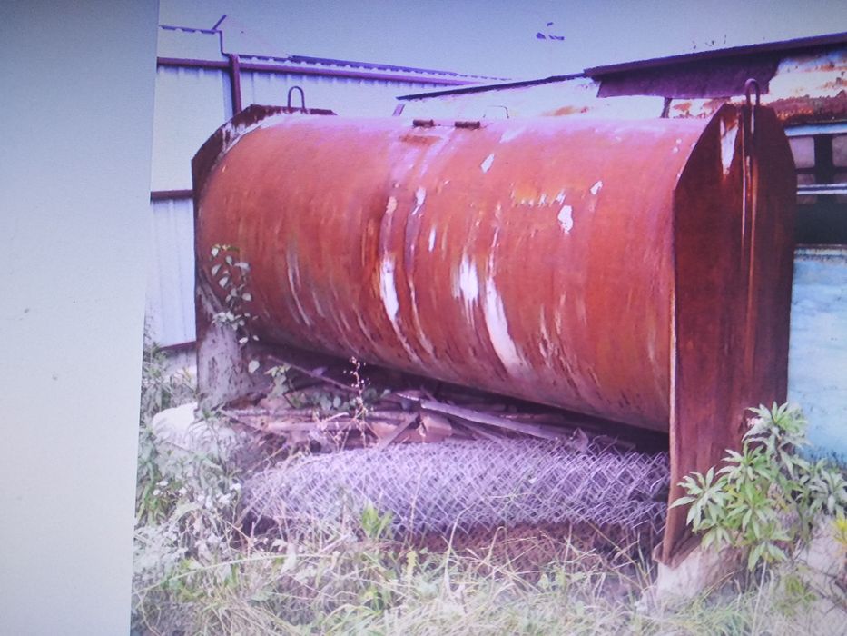 Продам ёмкость для воды 3 куба