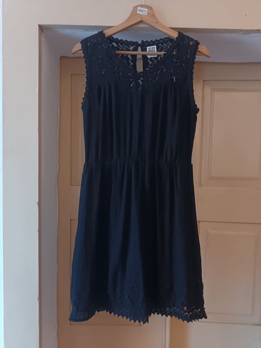 Vestido de renda preto casual