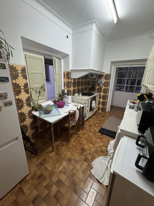 Quarto para arrendar