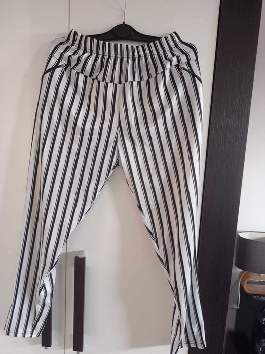 Spodnie letnie w paski