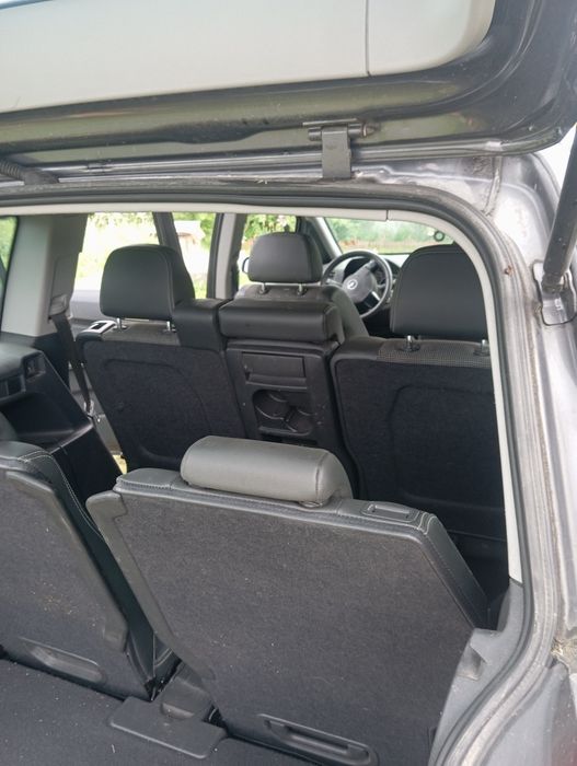 Авто Opel Zafiea b