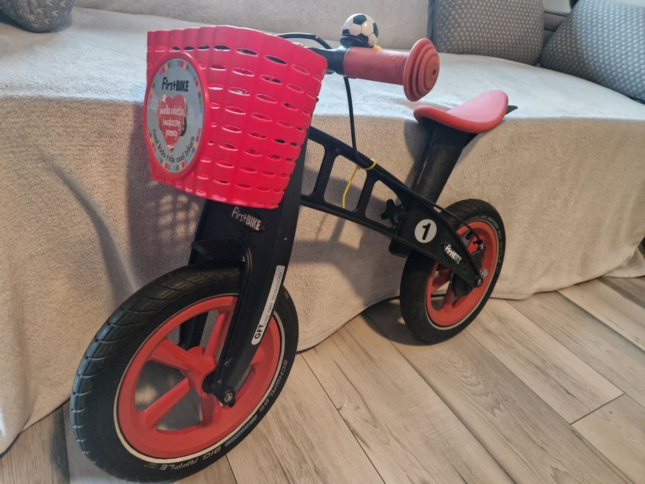 FIRST BIKE rower biegowy