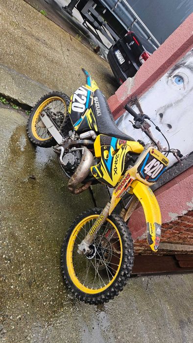Suzuki rm 125 98r