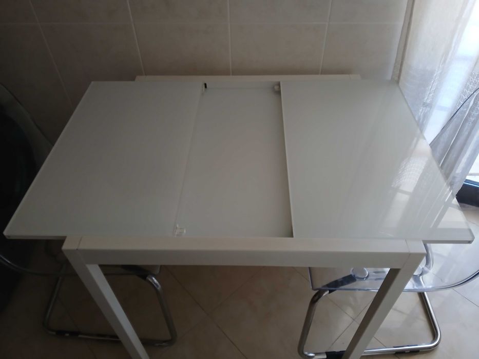 Mesa de Vidro Extensível