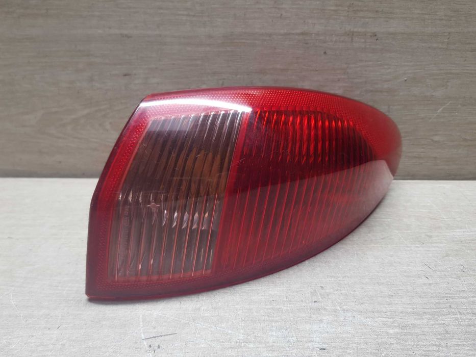 Ліхтар задній (стоп)правий Alfa Romeo 147 2000-2010p.