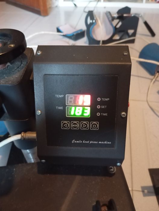 Máquina de estampagem