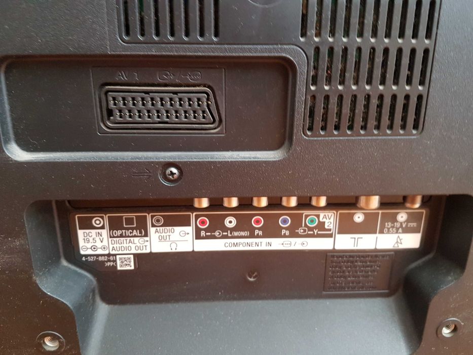 Telewizor SONY 32 BRAVIA LED  z oryginalnym pilotem i kartonem