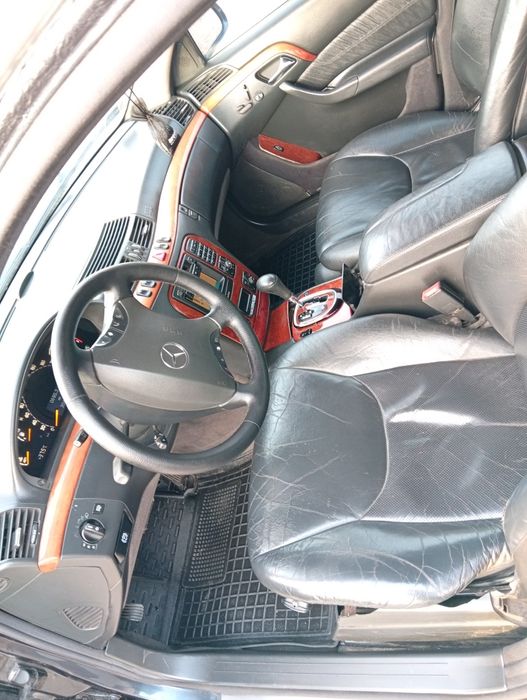 Продам нерозмитнене авто Мерседес S220