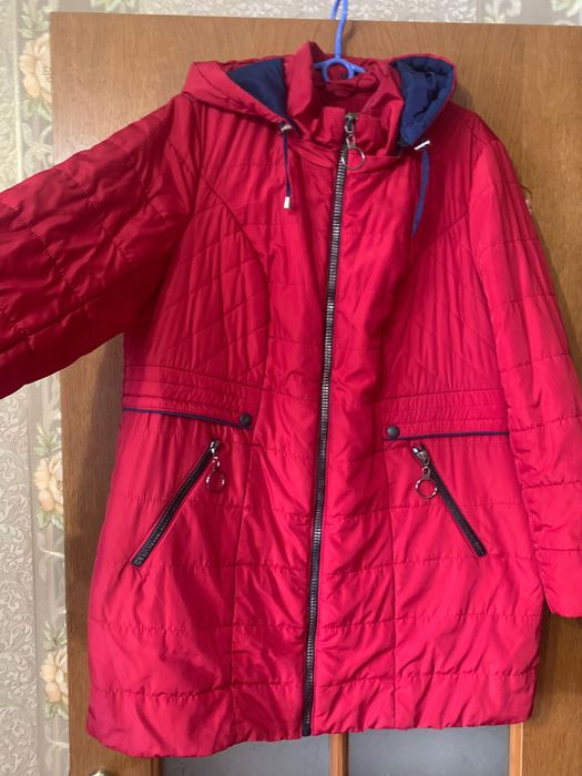 Жіноча куртка демісезон