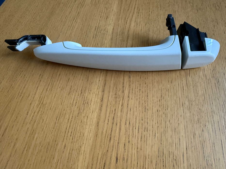 Prawa klamka drzwi Bmw e92