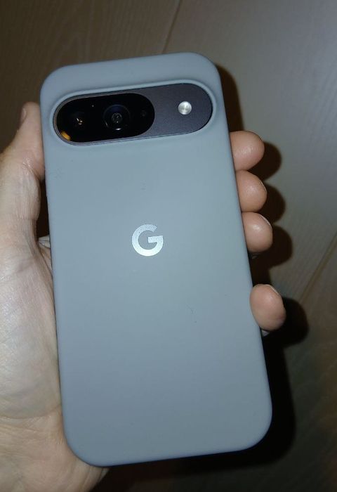 Google Pixel 9 newerlock  12/128gb obsidian